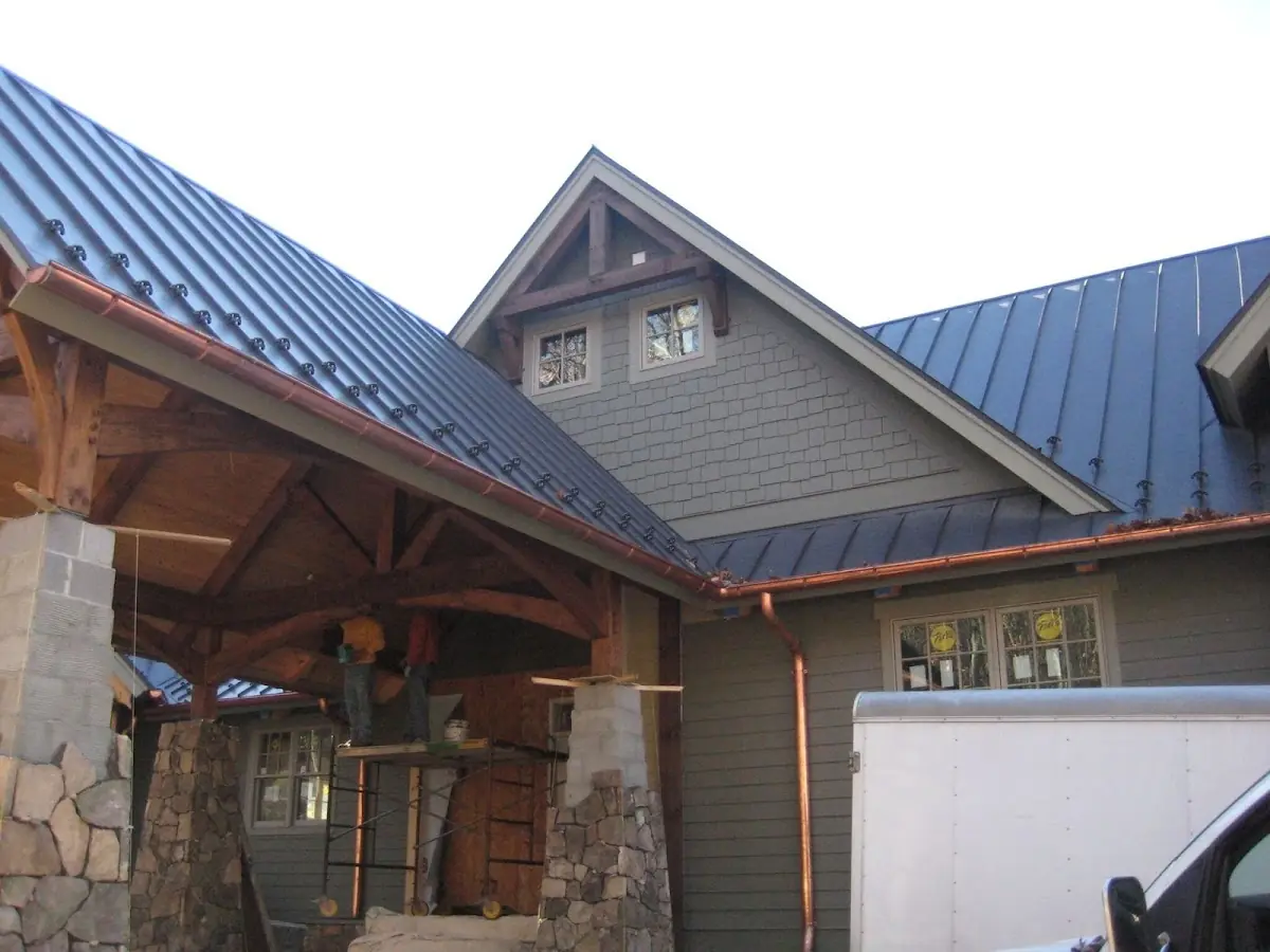 Craftsman Roofing team delivering quality roofing work in Santa Anita Park